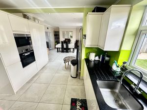 Photo 8- click for photo gallery